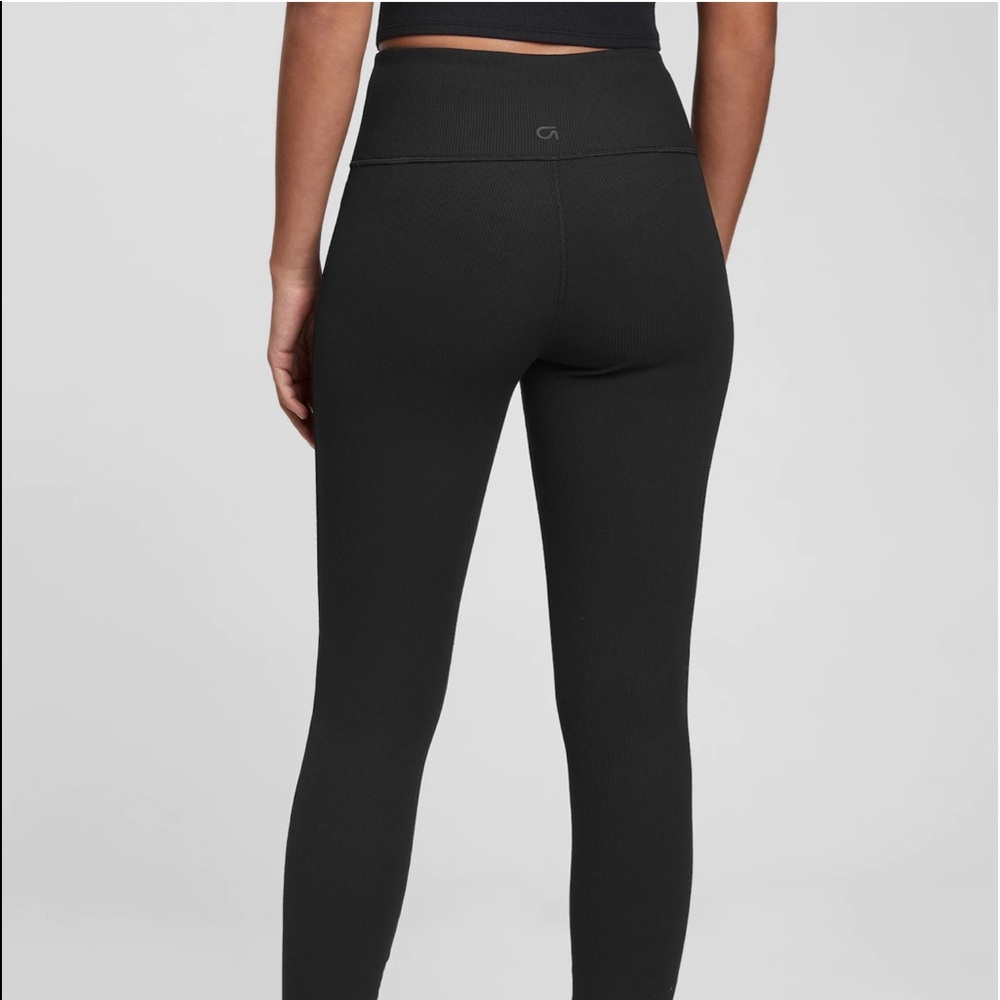 GapFit High Rise Blackout Ribbed Full Length Leggings - Picture 4 of 5